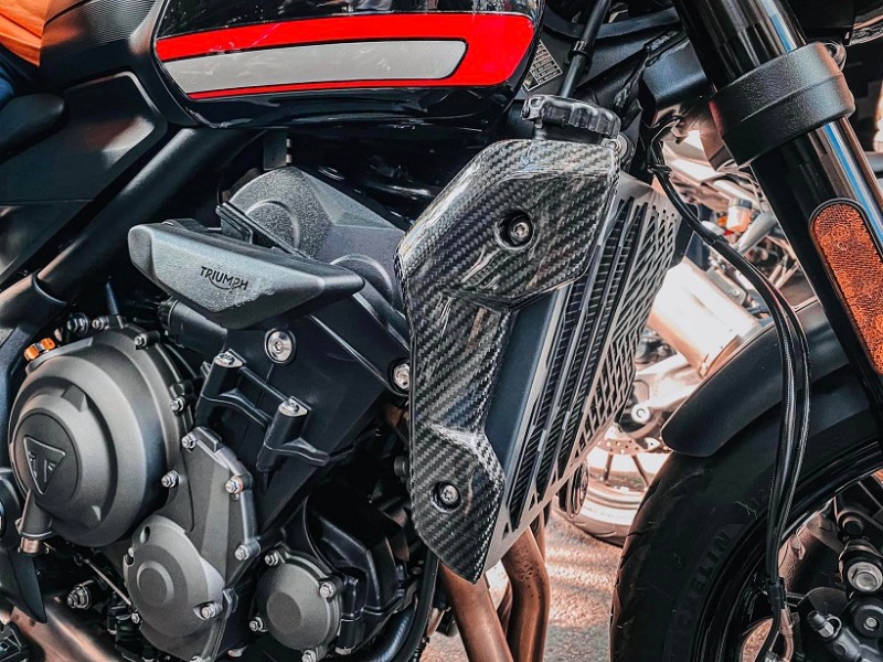 Oya - radiator cowl Triumph Trident 660