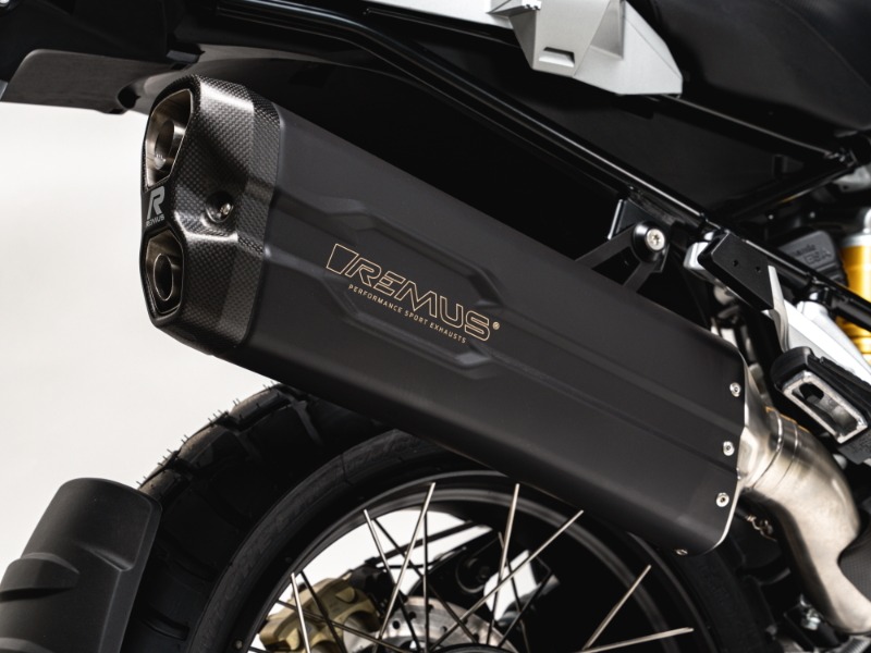 Remus - 8 2.0 đen slip on cho BMW R1250GS/ GSA