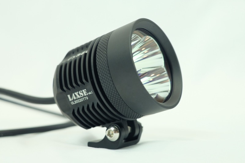 Olight - Đèn led L4XSE 73w 4 nhân siêu gom siêu xa