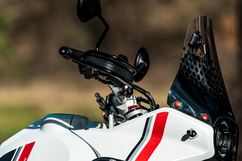 CNC Racing - BV tay phanh côn Ducati DesertX
