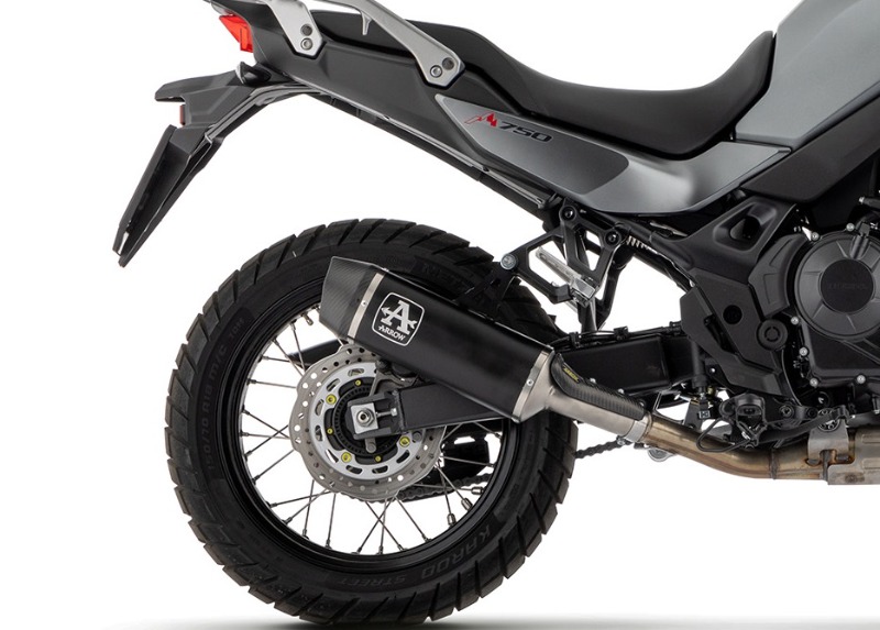 Arrow - Indy race dark slip on Honda Transalp XL750